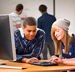 computer-with-students_150